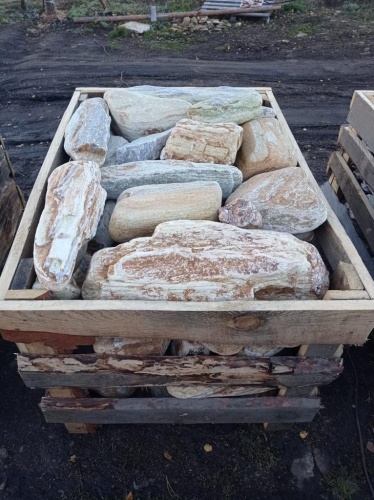 Златолит жёлтый, жёлто-зелёный глыбки и валуны для ланшафтного дизайна купить в Чехову