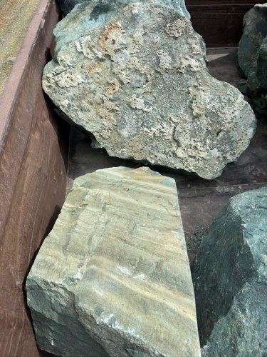 Ландшафтные глыбы зелёные 200-500 килограмм купить в Чехову