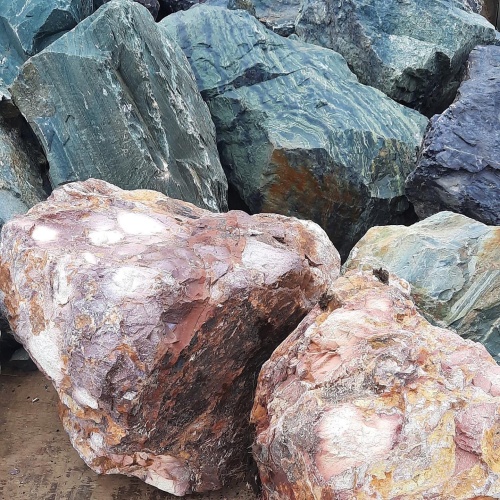 Ландшафтные глыбы красно-фиолетовые 200-1000 килограмм купить в Чехову