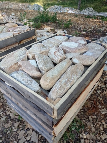 Златолит жёлтый, жёлто-зелёный глыбки и валуны для ланшафтного дизайна купить в Чехову