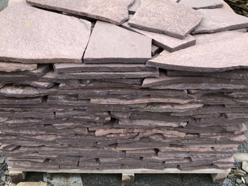 Плитняк лемезит бордовый для облицовки цоколя 20-25 мм  купить в Чехову