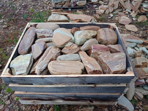 Златолит жёлтый, жёлто-зелёный глыбки и валуны для ланшафтного дизайна купить в Чехову