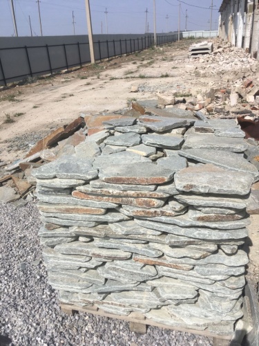 Златолит серебристый галтованный для цоколя купить в Чехову