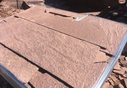 Плитняк лемезит бордовый для ступеней 20-25 мм купить в Чехову